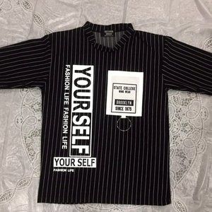 [BRAND NEW] Oversized Black and White Striped Streetwear Shirt!